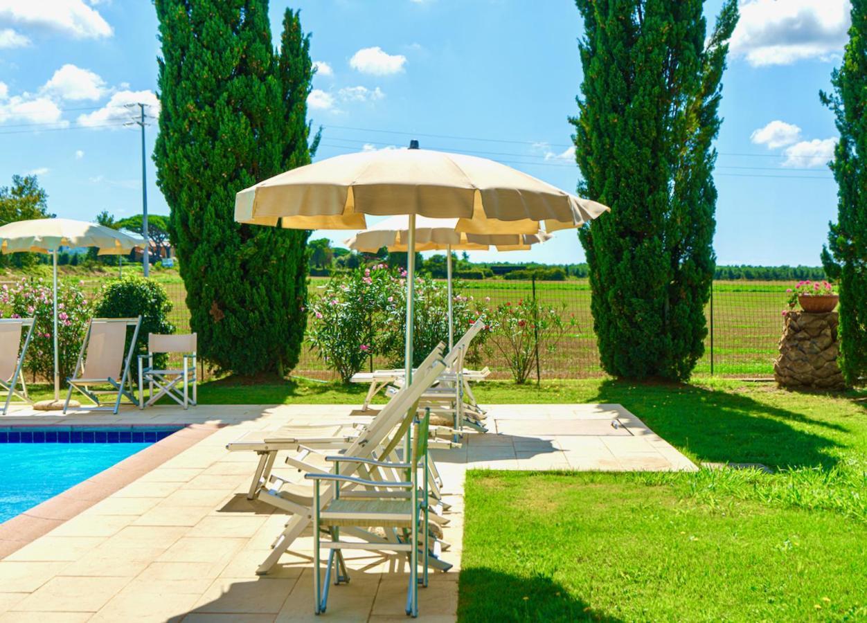 Appartamenti In Residence Villa Santa Maria San Vincenzo Bagian luar foto